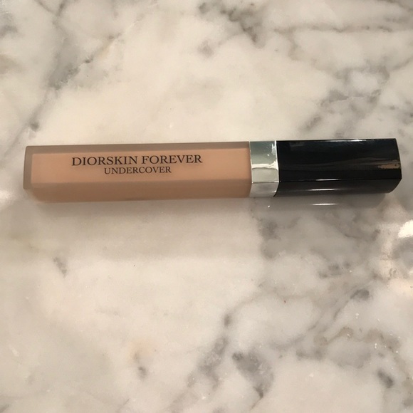 diorskin forever undercover concealer 010